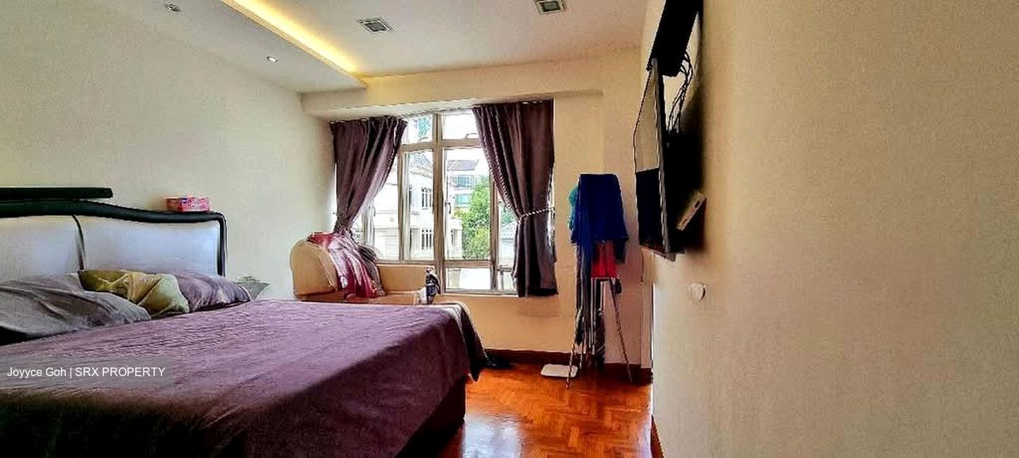 Park Villas (D19), Terrace #609109181